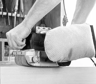 Usar siempre un sistema móvil de aspiración durante el trabajo