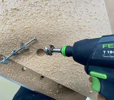 Distancia de perforación respecto al canto de la encimera