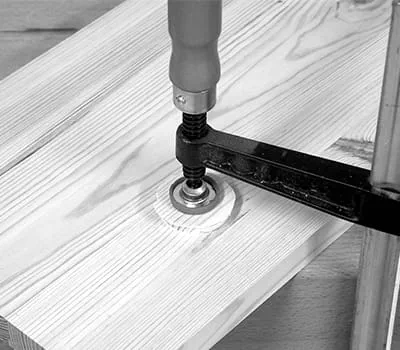 Recubrimiento del taquito con cola de carpintero