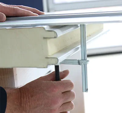 Fijación del material con sargentos