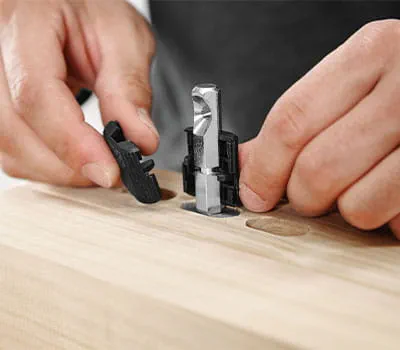 Encaje alrededor del perno de anclaje