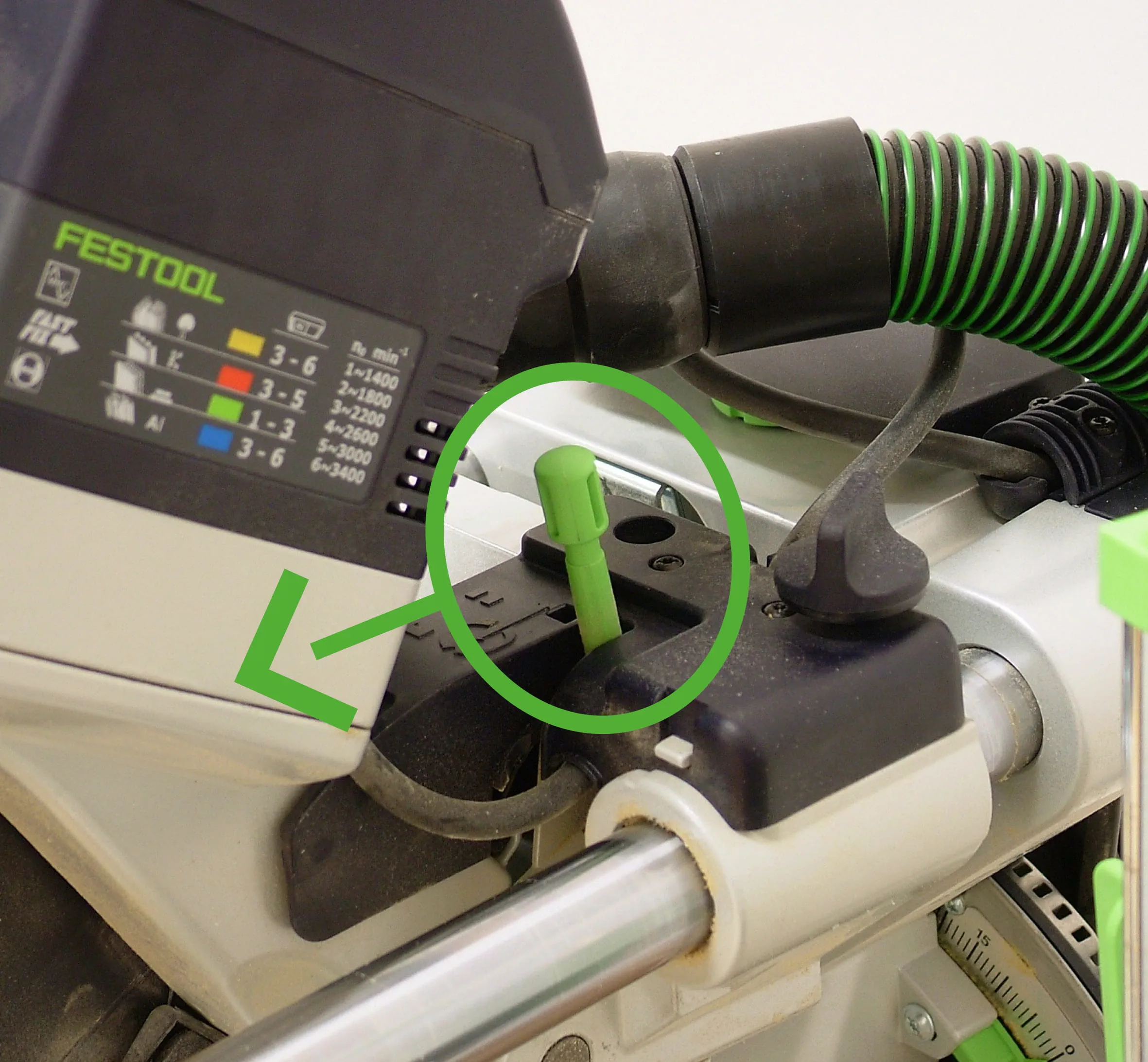 Ajuste del limitador de profundidad de tronzado