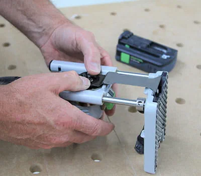 Montaje de la hoja de sierra