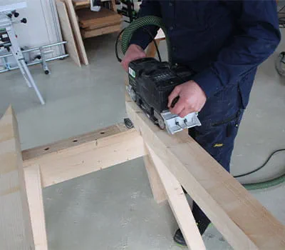 Lijado de las maderas listas