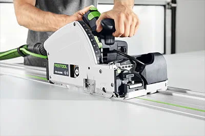La nueva sierra de sable TSV 60 K de Festool en acción